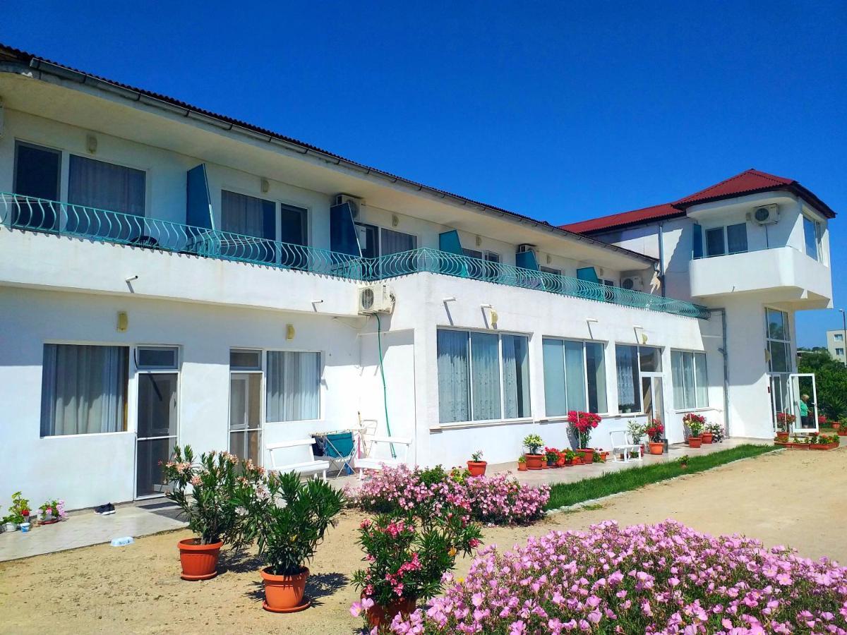 Sani Family Hotel Byala  Buitenkant foto