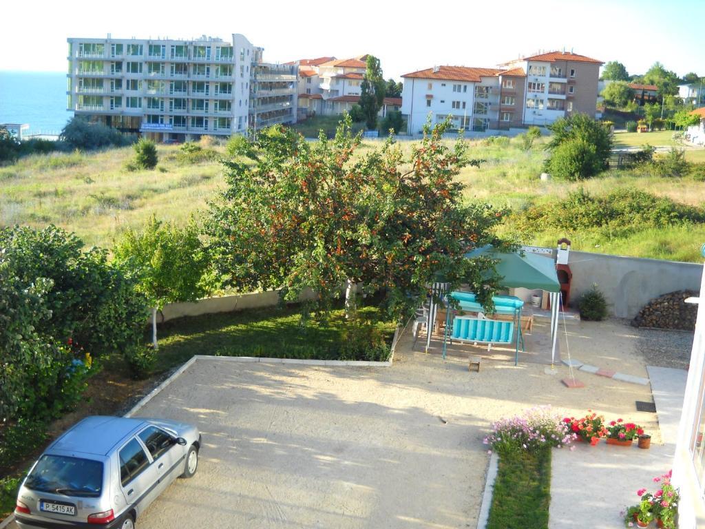 Sani Family Hotel Byala  Buitenkant foto