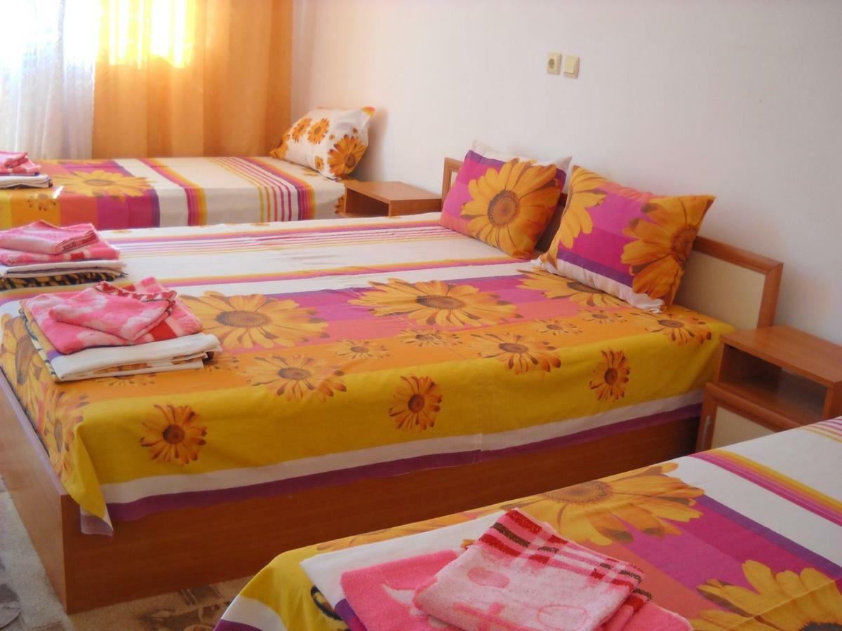 Sani Family Hotel Byala  Buitenkant foto